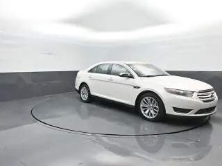 Ford Taurus 2018 Limited 4dr Sedan