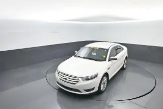 Ford Taurus 2018 Limited 4dr Sedan