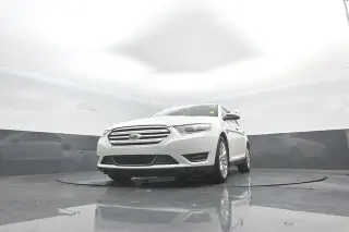 Ford Taurus 2018 Limited 4dr Sedan