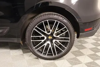 Porsche Macan 2022 AWD 4dr SUV