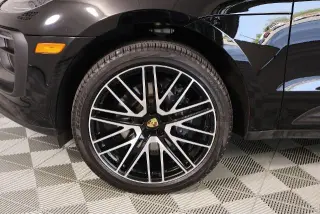 Porsche Macan 2022 AWD 4dr SUV