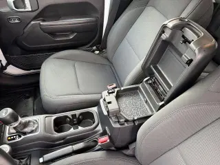 Jeep Wrangler Unlimited 2022 4x4 Sport 4dr SUV