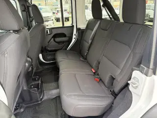 Jeep Wrangler Unlimited 2022 4x4 Sport 4dr SUV