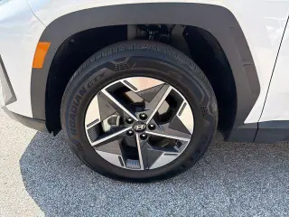 Hyundai TUCSON 2025 AWD SEL Convenience 4dr SUV