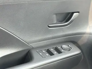 Hyundai KONA 2024 AWD SE 4dr Crossover