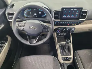 Hyundai VENUE 2025 Limited 4dr Crossover