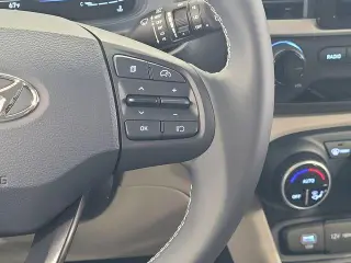 Hyundai VENUE 2025 Limited 4dr Crossover