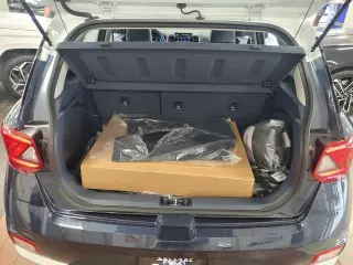 Hyundai VENUE 2025 Limited 4dr Crossover