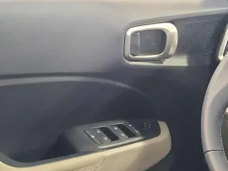 Hyundai VENUE 2025 Limited 4dr Crossover