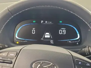 Hyundai VENUE 2025 Limited 4dr Crossover