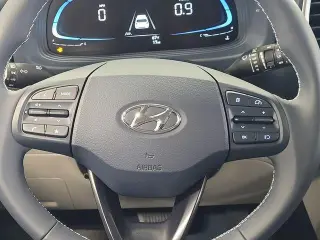 Hyundai VENUE 2025 Limited 4dr Crossover