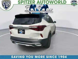 Kia Seltos 2023 S 4dr SUV