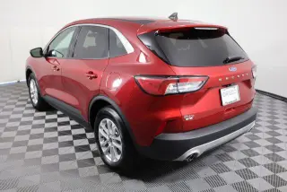 Ford Escape Hybrid 2022 AWD SE 4dr SUV