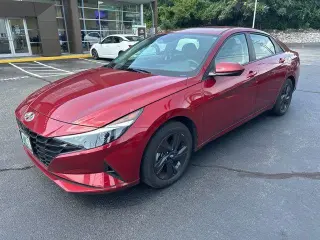 Hyundai ELANTRA Hybrid 2023 Blue 4dr Sedan