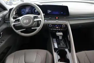 Hyundai ELANTRA 2025 SEL Convenience 4dr Sedan