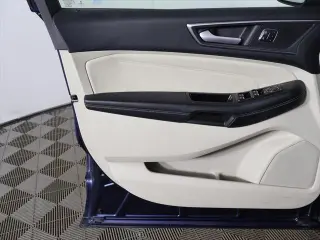 Ford Edge 2017 AWD Titanium 4dr Crossover
