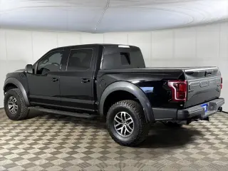 Ford F-150 2017 4x4 Raptor 4dr SuperCrew 5.5 ft. SB
