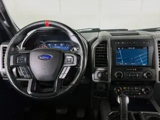 Ford F-150 2017 4x4 Raptor 4dr SuperCrew 5.5 ft. SB