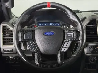 Ford F-150 2017 4x4 Raptor 4dr SuperCrew 5.5 ft. SB