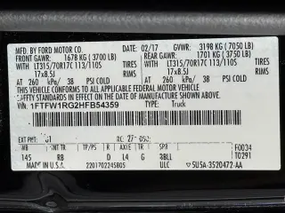 Ford F-150 2017 4x4 Raptor 4dr SuperCrew 5.5 ft. SB