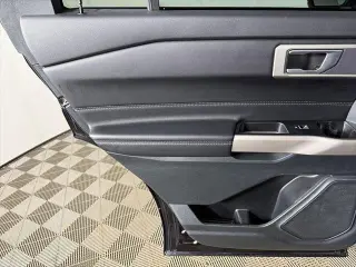 Ford Explorer 2023 AWD XLT 4dr SUV