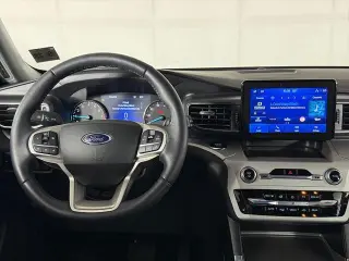 Ford Explorer 2023 AWD XLT 4dr SUV