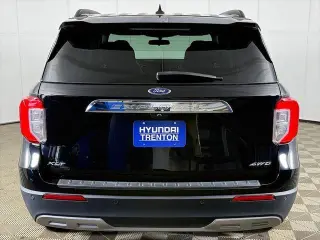 Ford Explorer 2023 AWD XLT 4dr SUV