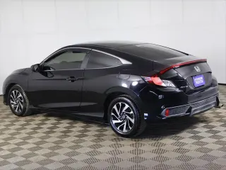 Honda Civic 2017 LX 2dr Coupe 6M
