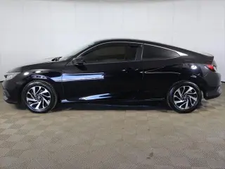 Honda Civic 2017 LX 2dr Coupe 6M