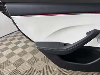 Tesla Model 3 2024 AWD Performance 4dr Sedan