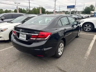 Honda Civic 2015 LX 4dr Sedan CVT