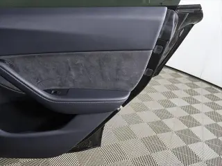 Tesla Model Y 2024 AWD Performance 4dr Crossover