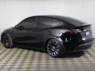 Tesla Model Y 2024 AWD Performance 4dr Crossover