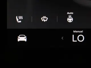 Tesla Model Y 2024 AWD Performance 4dr Crossover
