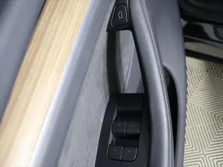 Tesla Model Y 2024 AWD Performance 4dr Crossover