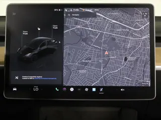Tesla Model Y 2024 AWD Performance 4dr Crossover