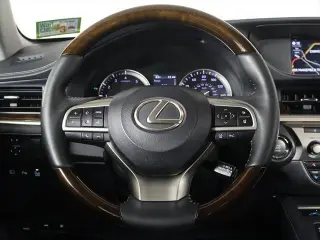 Lexus ES 350 2018 4dr Sedan