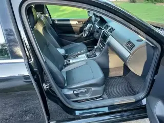 2012 Volkswagen Passat SE