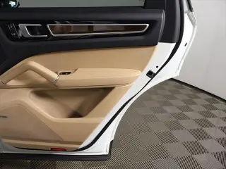 Porsche Cayenne 2022 AWD Platinum Edition 4dr SUV