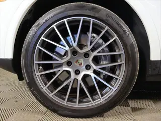 Porsche Cayenne 2022 AWD Platinum Edition 4dr SUV