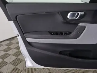 Polestar 2 2023 AWD Long Range Dual Motor 4dr Fastback