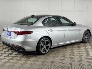 Alfa Romeo Giulia 2018 AWD Base 4dr Sedan