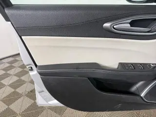 Alfa Romeo Giulia 2018 AWD Base 4dr Sedan