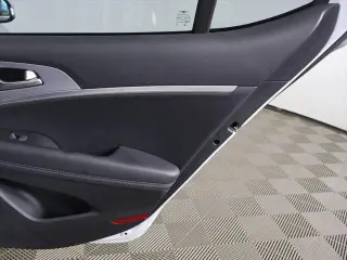 Genesis G70 2021 AWD 2.0T 4dr Sedan