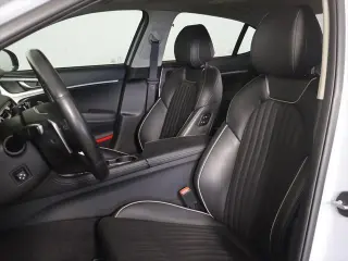Genesis G70 2021 AWD 2.0T 4dr Sedan