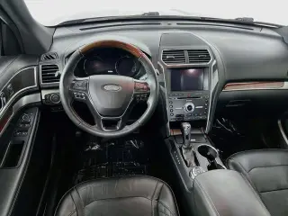 Ford Explorer 2018 AWD Platinum 4dr SUV