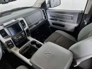 Ram 1500 Classic 2019 4x4 Big Horn 4dr Crew Cab 5.5 ft. SB Pickup