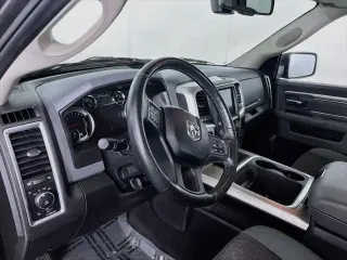Ram 1500 Classic 2019 4x4 Big Horn 4dr Crew Cab 5.5 ft. SB Pickup