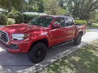 2020 Tacoma SR5 4DR