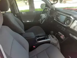 2020 Tacoma SR5 4DR